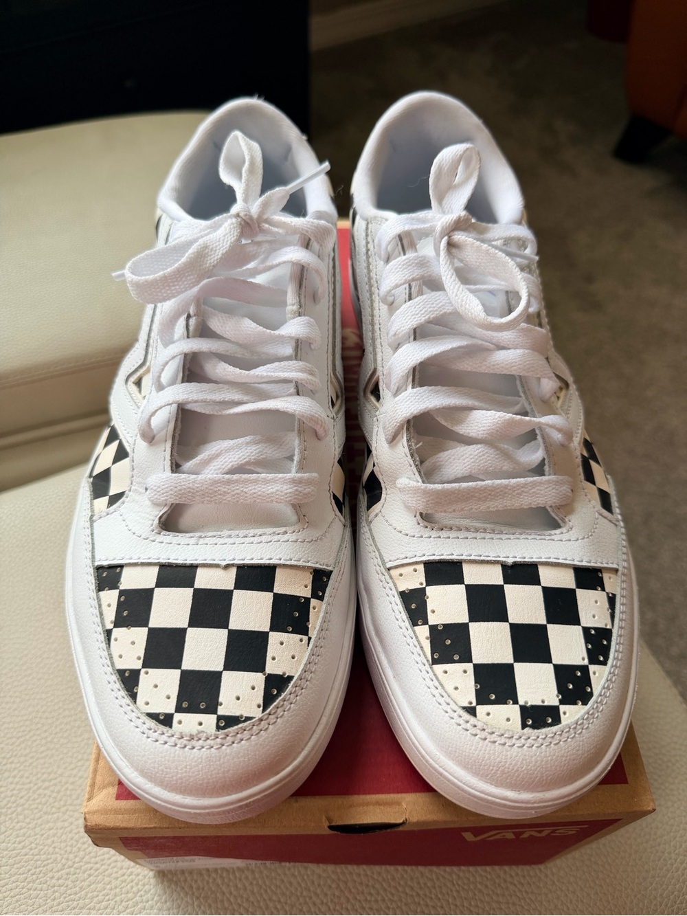 Vans White Black Checkerboard Lowland tie up’s